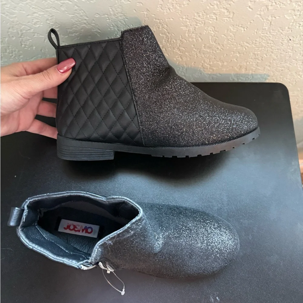 Glittery Black Ankle Boots Girls Size 4